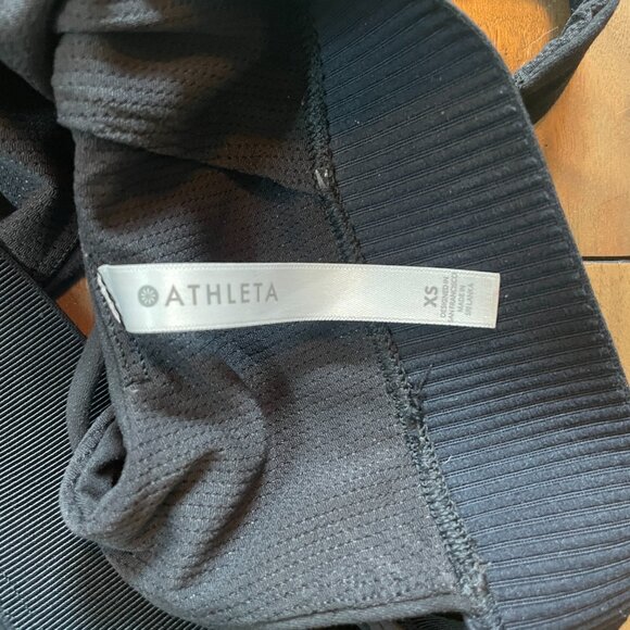 Athleta Bra Crop Top Strappy V back, Black, XS - Picture 6 of 7